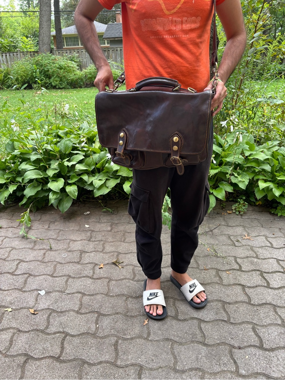 Classic Dark Brown Leather Men's Briefcase Shoulder Bag - Picture 2 of 11